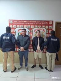 Policia Nacional do Paraguai prende duas pessoas com dois veículos roubados na barranca do Rio Paraná