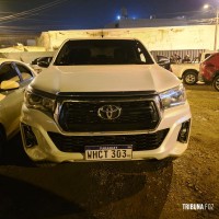 Policia Nacional do Paraguai prende duas pessoas com dois veículos roubados na barranca do Rio Paraná