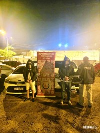 Policia Nacional do Paraguai prende duas pessoas com dois veículos roubados na barranca do Rio Paraná