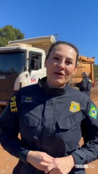 PRF flagra caminhões caçamba com diversas irregularidades durante fiscalização na BR-469 em Foz do Iguaçu