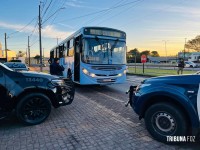 Denúncia de homens armados em ônibus de transporte coletivo mobiliza GM e PM na marginal da  BR-277 em Foz do Iguaçu