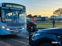 Denúncia de homens armados em ônibus de transporte coletivo mobiliza GM e PM na marginal da  BR-277 em Foz do Iguaçu