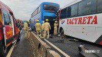 Engavetamento envolvendo cinco veículos deixou duas pessoas feridas na BR-277 em Foz do Iguaçu