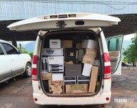 PF, PM e Receita Federal apreendem quatro veículos e mercadorias contrabandeadas em Foz do Iguaçu