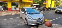 Condutora perde o controle e tomba o veículo na Av. Brasil em Foz do Iguaçu