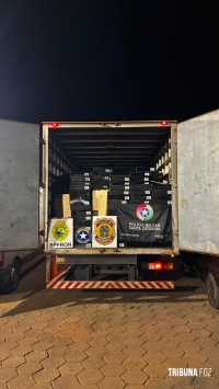 BPFRON, PMSC, Polícia Federal e Receita Federal apreendem mais de R$ 1,5 milhão em vinhos e mercadorias contrabandeadas em Barracão