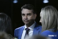 Flávio Bolsonaro perde apoio entre evangélicos, mulheres, jovens e no Sudeste, mostra Quaest