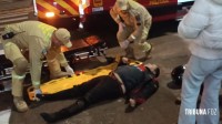 Motociclista é socorrido pelo Siate após colisão na Av. Morenitas 