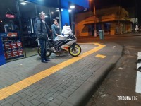Motociclista é socorrido pelo Siate após colisão na Av. Morenitas 