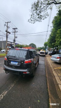 Operação integrada apreende quase 2 toneladas de maconha e arsenal em Foz do Iguaçu