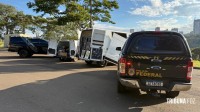 PF e PM apreendem 2.240,5 Kg de maconha em depósito clandestino em Foz do Iguaçu
