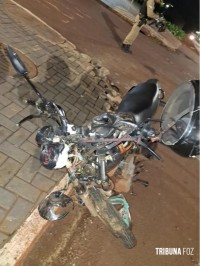 Adolescente de 16 anos fica ferido em acidente entre motocicleta e veículo em Missal