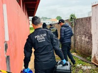 Policia Civil e Policia Cientifica fazem buscas e perícia no local onde moradora de rua foi estuprada e agredida