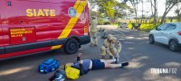 Siate socorre duas vítimas após colisão na Vila Portes