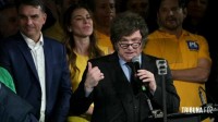 Mais de 30 deputados argentinos repudiam Milei por ataques ao Brasil