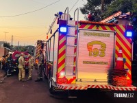 Incêndio em residência mobiliza Corpo de Bombeiros e deixa homem ferido no Lagoa Dourada em Foz do Iguaçu