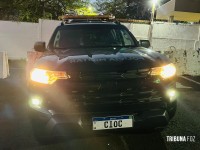 População ajuda PM e arma é encontrada escondida em meio a entulho em Foz do Iguaçu