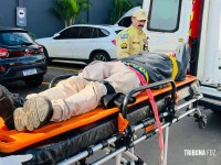 Policial de folga reage a assalto, baleia dois suspeitos e frustra crime na Av. Juscelino Kubistchek em Foz do Iguaçu