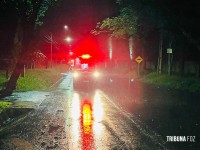 Motociclista é encontrado duas quadras após acidente e pede socorro em Foz do Iguaçu