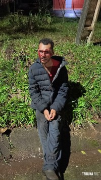 Motociclista é encontrado duas quadras após acidente e pede socorro em Foz do Iguaçu
