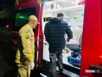 Motociclista é encontrado duas quadras após acidente e pede socorro em Foz do Iguaçu