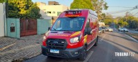 Motociclista atropela cachorro, sofre queda e é socorrido pelo Siate no Bairro Porto Meira
