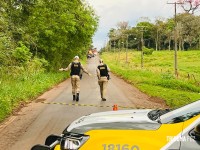 Assaltante morre em confronto com a ROCAM após roubo de van com mercadorias em Foz do Iguaçu