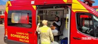 Idosa de 71 anos de idade é socorrida pelo Siate após queda de triciclo elétrico no Porto Meira