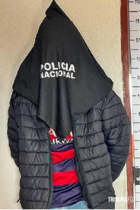 Ela se recusou a dar dinheiro para o vício em drogas do marido e ele acabou a agredindo e preso em Ciudad Del Este