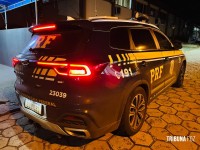 Homem é preso pela PRF após ser flagrado dirigindo na contramão da BR-277 em Foz do Iguaçu