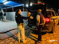 Homem é preso pela PRF após ser flagrado dirigindo na contramão da BR-277 em Foz do Iguaçu