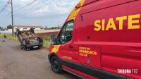 Condutora fica ferida após ser fechada por outro veículo e capotar na Perimetral Leste