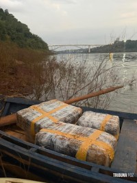 Embarcação vindo do Paraguai é apreendida pela PF e PM com 71 Kg de maconha em foz do Iguaçu