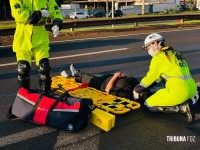Motociclista atinge pedestre ao cruzar a BR-277 e duas mulheres ficam feridas em Foz do Iguaçu