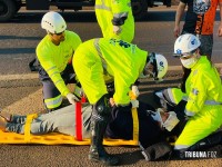 Motociclista atinge pedestre ao cruzar a BR-277 e duas mulheres ficam feridas em Foz do Iguaçu