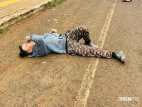 Siate socorre motociclista que bate na lateral de veículo no bairro Três Lagoas 