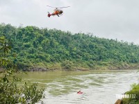 Bombeiros de três estados realizam treinamento de resgate em águas rápidas no Rio Iguaçu