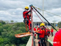 Bombeiros de três estados realizam treinamento de resgate em águas rápidas no Rio Iguaçu