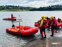 Bombeiros de três estados realizam treinamento de resgate em águas rápidas no Rio Iguaçu