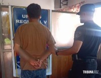 Homem é preso após extorquir uma mulher ao ameaçar divulgar fotos íntimas em Puerto Iguazú na Argentina
