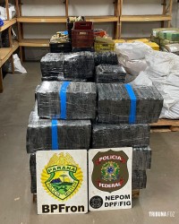 BPFRON apreende quase 3 toneladas de maconha e dois veículos em Foz do Iguaçu
