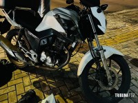 Acidente entre duas motos deixa uma pessoa ferida no Bairro Três Bandeiras em Foz do Iguaçu