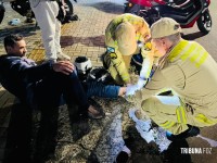 Acidente entre duas motos deixa uma pessoa ferida no Bairro Três Bandeiras em Foz do Iguaçu