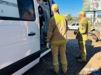 Motociclista sofre queda, fica ferido e acaba socorrido na Vila Brás em Foz do Iguaçu