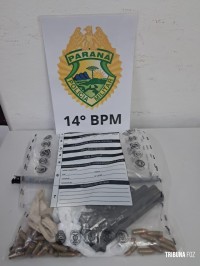 PM apreende pistola e 42 munições encontradas dentro de veículo em Foz do Iguaçu