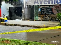 Homem é morto a tiros, policial de folga é baleado ao intervir e autor fica gravemente ferido em Medianeira
