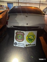 PF e PM localizam dois veículos com carga de cigarros em Foz do Iguaçu