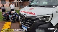 Pedestre e motociclista ficam feridos após colisão em Santa Helena