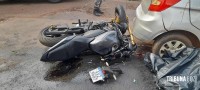 Um motociclista morto e outro ferido após colisão entre duas motos e um veículo no Porto Meira