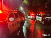 Um morto e outro ferido a tiros no pátio de residência na Vila da Batalha em Foz do Iguaçu